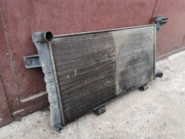 Auto delovi: Hladnjak Lada 21213 Niva br.2. Polovno, ocuvano. Skinuto a — 3