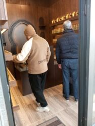 Парфюмерия: Новый Ош Базар 27-ой ряд Ош жаны базарда 27чи катарда оригиналдуу — 2