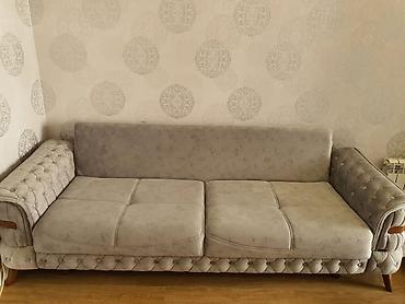 divan kafe: Açılıb-yığılan 3 nəfərlik divan satılır. Divan açıldıqda geniş yatacaq — 6