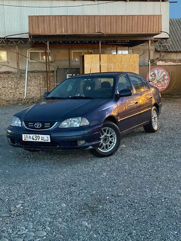 Транспорт: Toyota Avensis: 2002 г., 2 л, Механика, Дизель, Седан