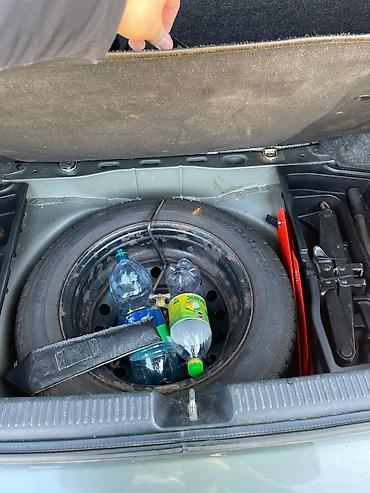 Toyota: Toyota Corolla: 2003 г., 1.6 л, Ручные, Бензин, Хэтчбэк — 6