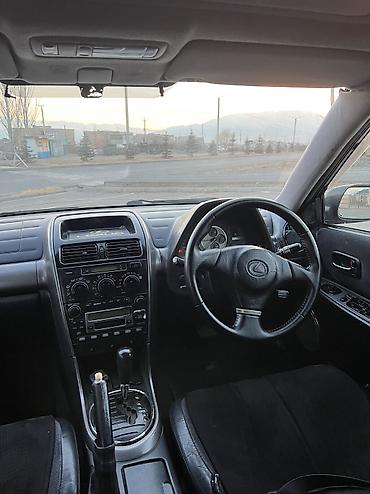 Lexus: Lexus IS: 2001 г., 2 л, Автомат, Бензин, Седан — 10