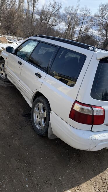 ижара авто ош: Subaru Forester: 2000 г., 2.5 л, Автомат, Бензин, Жол тандабас