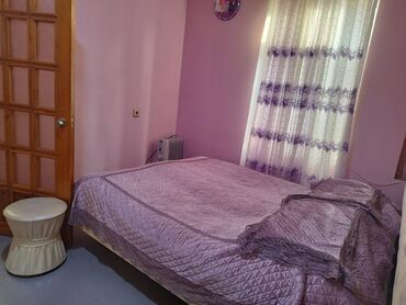 Uzunmüddətli kirayə mənzillər: Tam mebellı mənzil interyeri - Zal: Yumşaq künc divan dəsti, əlavə — 8