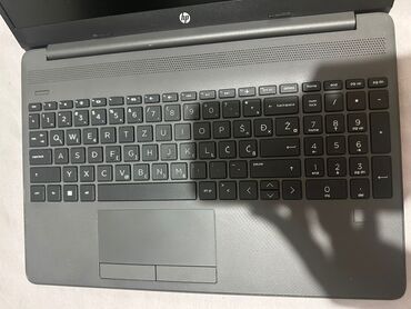 HP: 15.6 " — 9