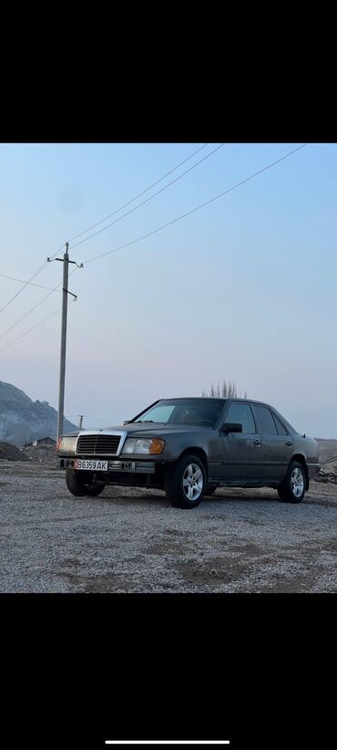 мерс сидан: Mercedes-Benz W124: 1989 г., 2.3 л, Механика, Бензин, Седан