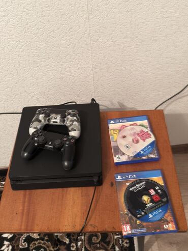 купить диск на пс4: PS4 slim 1000 gb Подписка Ps plus на пол года Два диска Два