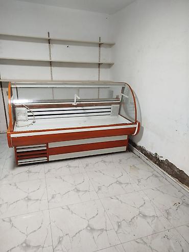 Vitrin soyuducu 600azn. Unvan Xirdalan Nigaz