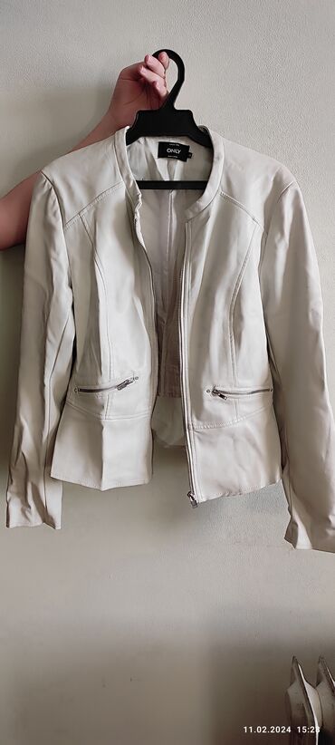 кожанная куртка: Кожаная куртка, Косуха, Кожзам, Приталенная модель, S (EU 36), M (EU 38)