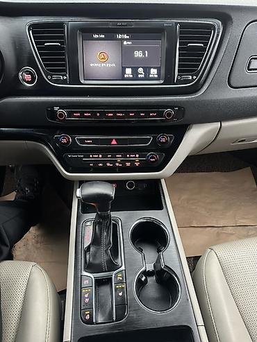 Kia: Kia Carnival: 2018 г., 2.2 л, Автомат, Дизель, Минивэн — 12