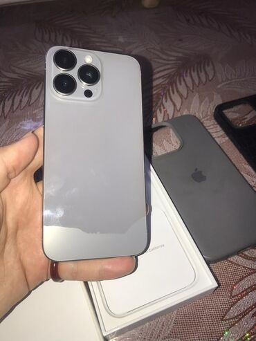 микрофон дистанционный: IPhone 15 Pro, Жаңы, 256 ГБ, Natural Titanium, Заряддоочу түзүлүш, 87 %
