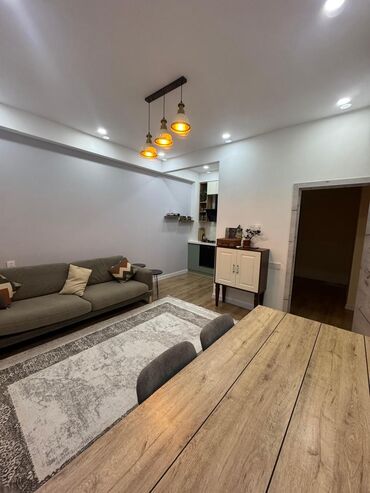 сдается 3 комнатная квартира: 3 комнаты, Новостройка, м. 20 января, 81 м²