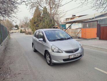 Honda: Honda Fit: 2005 г., 1.3 л, Автомат, Бензин, Хэтчбэк