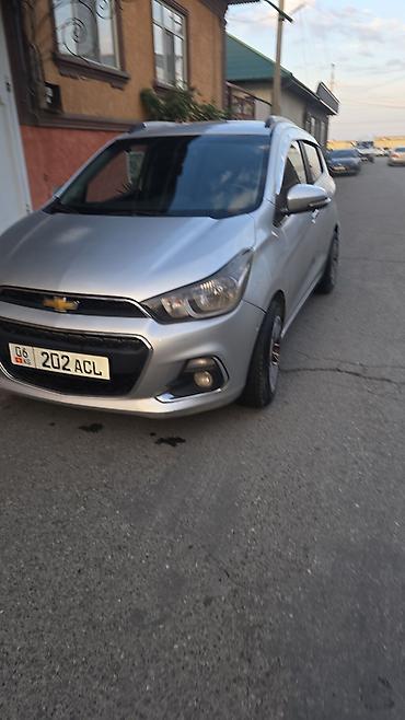 аренда hyundai porter ош: Chevrolet Spark: 2017 г., 1.1 л, Автомат, Бензин, Седан — 3