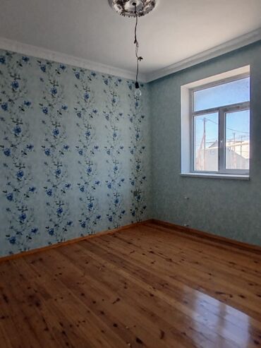 Həyət evləri və villaların satışı: Binəqədi qəs. 3 otaqlı, 100 kv. m, Yeni təmirli — 4