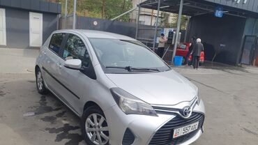 тайота камри гибрит: Toyota Yaris: 2015 г., 1 л, Механика, Бензин, Хэтчбэк