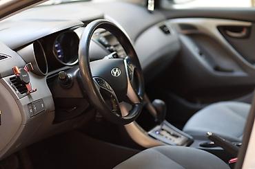 elantra difuzer: Hyundai Elantra: 1.8 l | 2013 il Sedan — 1