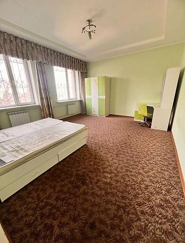 Долгосрочная аренда домов: 300 м², 7 комнат — 11