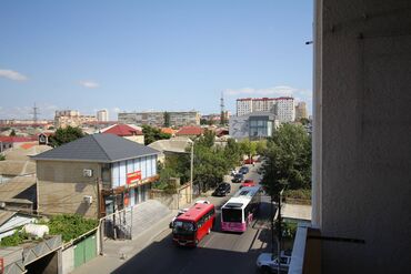xırdalan kup: 4 otaqlı, Yeni tikili, 145 kv. m