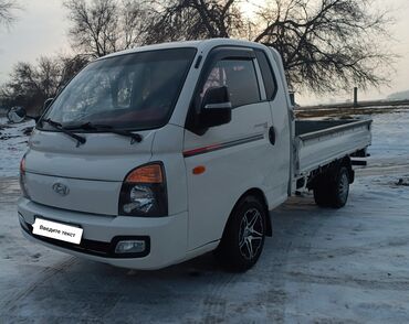 грузовой sprinter: Жеңил жүк ташуучу унаа, Hyundai, Стандарт, 2 т, Колдонулган