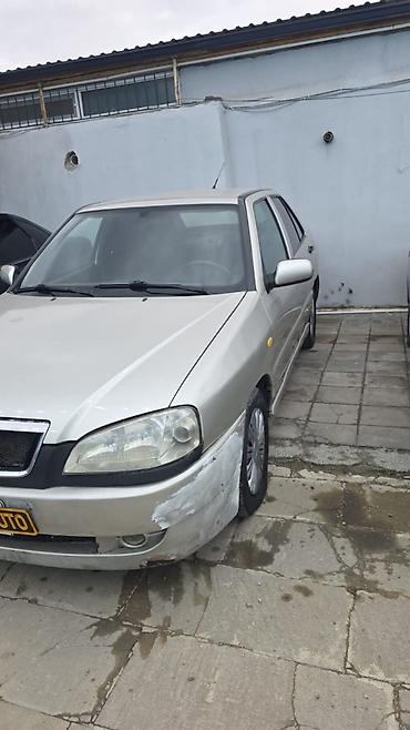 xarab masin: Chery Amulet sedan – 4 qapı, bej rəng. - Yanacaq: benzin - Kuzov — 5