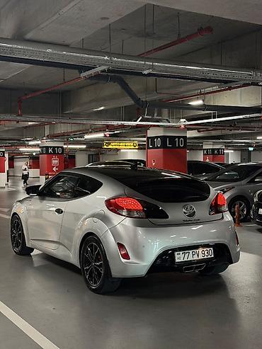 Hyundai: Hyundai Veloster: 1.6 l | 2012 il Kupe — 2