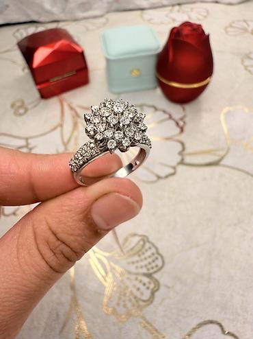 qizil mirvari: Nişan, Üzük, Ağ qızıl, 750 Əyar, Brilyant, 0.51-1.00 Karat — 5