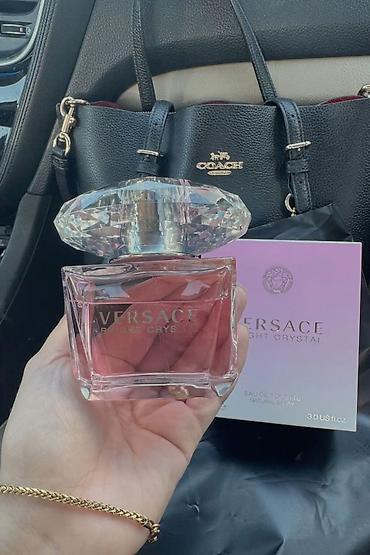 bright: Versace Bright Crystal — женская туалетная вода Аромат: - Верхние — 3
