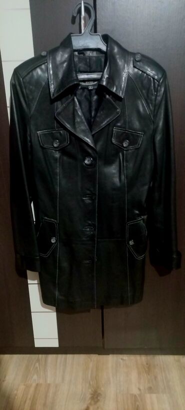 женскую кожаную куртка черного: Кожаная куртка, S (EU 36)