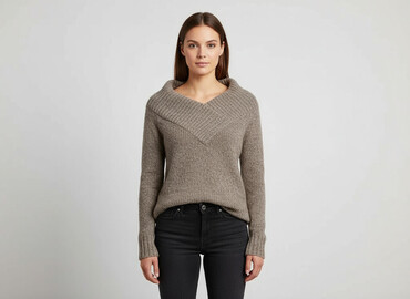 Jumpers: Women`s sweater, size One size