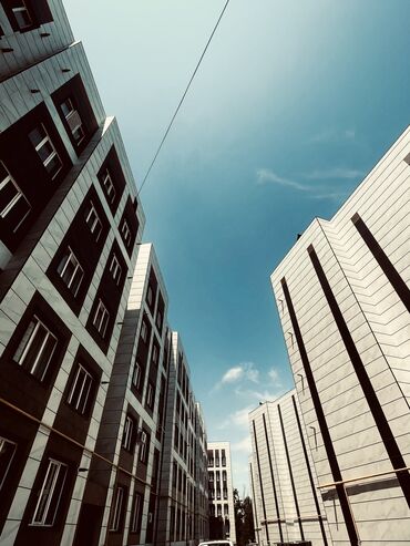 снять квартиру в частном секторе: 3 комнаты, 74 м², Элитка, 4 этаж, ПСО (под самоотделку)