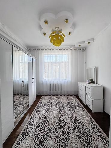 Продажа коттеджей и домов: Продается Дом Ак Ордо2 - 4 ком с двором +2ком времянкой и гаражом - — 4