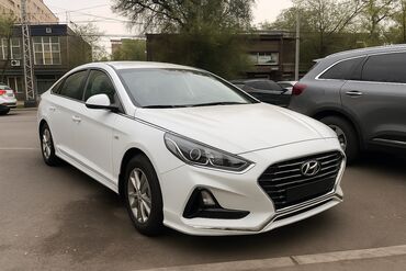 runx alex: Hyundai Sonata рестайлинг, белая. Бизнес-класс для такси: комфорт