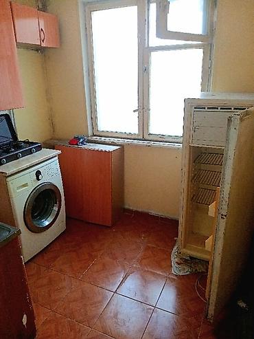 bakıda ev: Salam. Ev Bakıda Neftçilər Kruqunda Maklerlər bağının yanındakı binada — 8