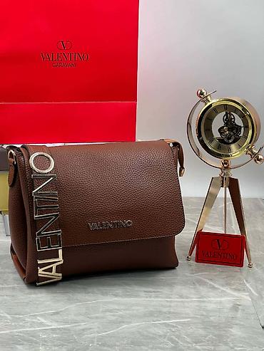 Torbe: Tasne 
4700 din
iknt — 3