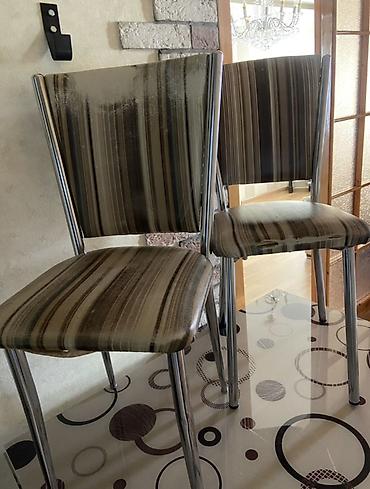 Mebel: Mətbəx üçün, İşlənmiş, Açılan, Kvadrat masa, 2 stul — 2