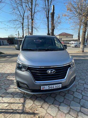 Hyundai: Hyundai H-1 (Grand Starex): 2018 г., 2.5 л, Автомат, Дизель, Минивэн