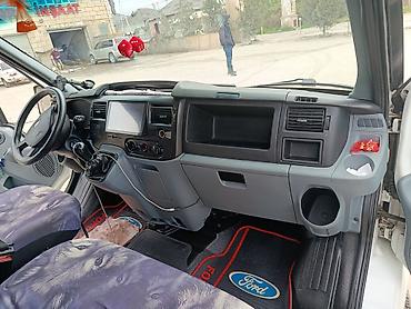islenmis hyundai avtomobilleri satisi: Ford Transit yük mikroavtobusu - Korpus: ağ rəng, ikitərəfli arxa — 2