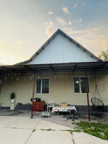 Продажа квартир: Дом, 70 м², 3 комнаты, Риэлтор, Старый ремонт