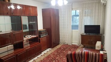 продаю одну комнатную квартиру: 1 комната, 32 м², 104 серия, 4 этаж, Косметический ремонт