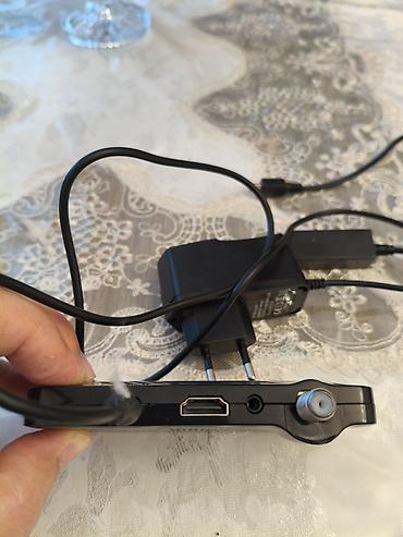 sony tv: Dijital TV qəbuledicisi (set-top box) Xüsusiyyətlər: - DVB-T/T2 — 4