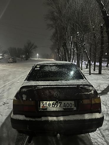 Транспорт: Volkswagen Vento: 1993 г., 1.8 л, Механика, Бензин, Седан — 2