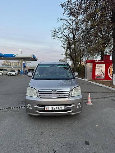 тягач продажа авто: Toyota Noah: 2006 г., 2 л, Автомат, Бензин, Минивэн — 1