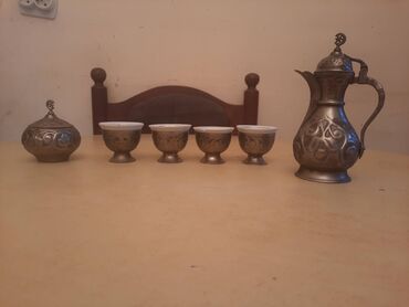 Kompleti posuđa: Set za (fildzan) soljice,posuda,cinija Set za šoljice, šećer. Dve na lalafo.rs — 15 Kompleti posuđa: Set za (fildzan) soljice,posuda,cinija Set za šoljice, šećer. Dve — 15