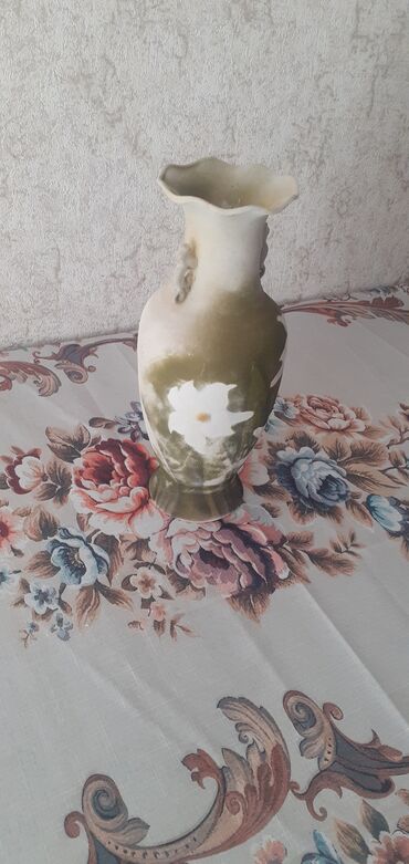 Ziyafət donları: Ваза из богемского стекла.Высота-32см.Bagem şüşəli — 7