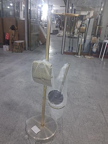 hamam ucun aksessuarlar: Banyolar üçün çoxfunksiyalı sərbəst dayanan dəst - Mat qızılı rəngli — 1
