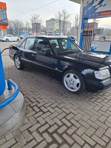 Mercedes-Benz: Mercedes-Benz W124: 1994 г., 3.2 л, Автомат, Бензин, Седан