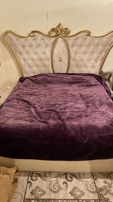 Yataq otağı dəstləri: İkinəfərlik çarpayı, 2 tumba, Dolab, Komod, İşlənmiş — 4