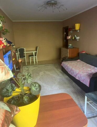 недвижимость в токмоке: 2 бөлмө, 43 кв. м, 104-серия, 3 кабат, Косметикалык ремонт