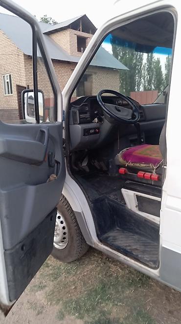 krone sd: Грузовой фургон Mercedes‑Benz Sprinter 212D белый. 2.9 мусо — 6